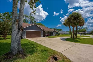 38 Weyanoke Ln, Palm Coast, FL 32164 - Photo 2