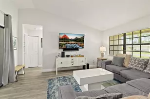 14 Ballard Ln, Palm Coast, FL 32137 - Photo 4