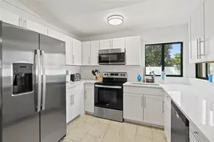14 Ballard Ln, Palm Coast, FL 32137 - Photo 10