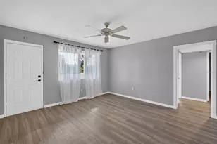 856 Berkshire Rd, Daytona Beach, FL 32117 - Photo 6