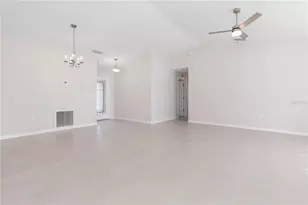 111 Bud Hollow Dr, Palm Coast, FL 32137 - Photo 6