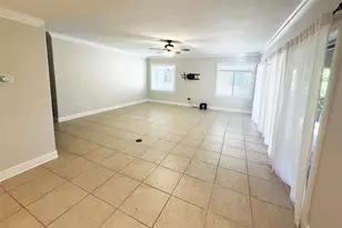 112 Club House Dr, Palm Coast, FL 32137 - Photo 2