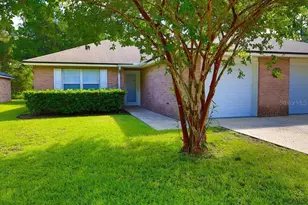 25 Ryarbor Dr, Palm Coast, FL 32164 - Photo 1