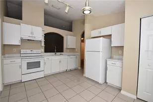 13 Pine Tree Dr, Palm Coast, FL 32164 - Photo 4