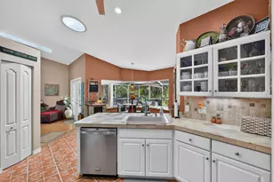 84 Ethan Allen Dr, Palm Coast, FL 32164 - Photo 14