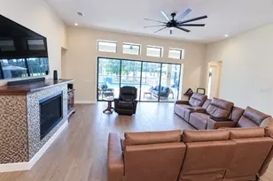 21 Edison Ln, Palm Coast, FL 32164 - Photo 12