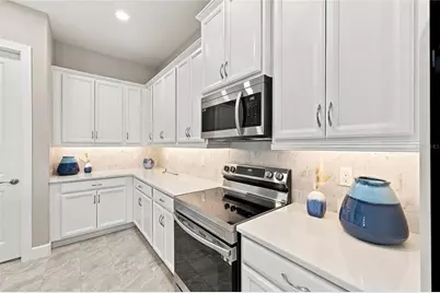 27 S Riverwalk Drive, Palm Coast, FL 32137 - Photo 10