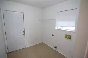 39 Red Barn Dr, Palm Coast, FL 32164 - Photo 6