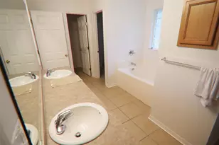 39 Red Barn Dr, Palm Coast, FL 32164 - Photo 8