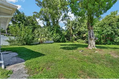2425 Anastasia Drive, South Daytona, FL 32119 - Photo 28