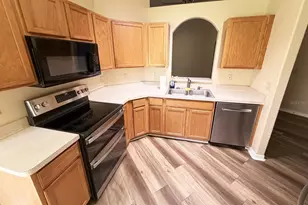 37 Red Clover Ln, Palm Coast, FL 32164 - Photo 4