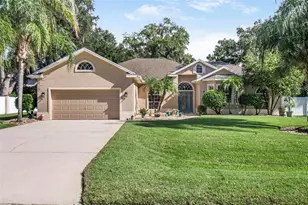 8 River Oaks Way, Palm Coast, FL 32137 - Photo 1