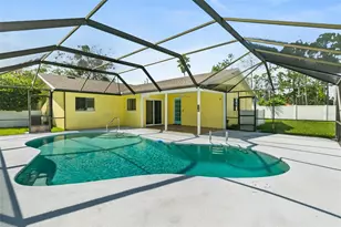 38 E Diamond Dr, Palm Coast, FL 32164 - Photo 1