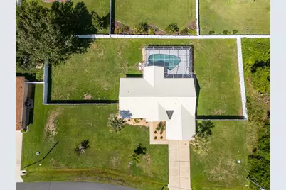 11 Lancaster Lane, Palm Coast, FL 32137 - Photo 2