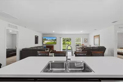 7 Universal Trail, Palm Coast, FL 32164 - Photo 4