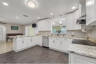 76 Flamingo Drive, Palm Coast, FL 32137 - Photo 14