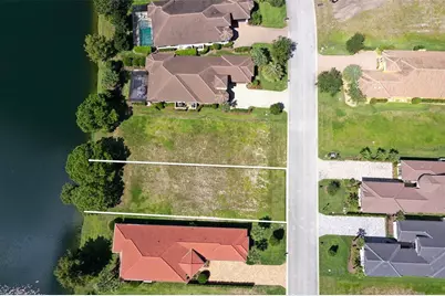 653 Mahogany Run, Palm Coast, FL 32137 - Photo 4