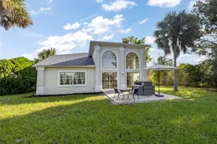 90 Felwood Ln, Palm Coast, FL 32137 - Photo 20