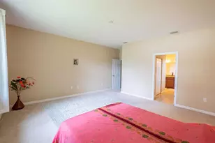 33 Ranshire Ln, Palm Coast, FL 32164 - Photo 10