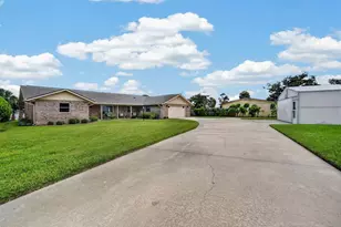 22 Emerald Cir, Ormond Beach, FL 32174 - Photo 10