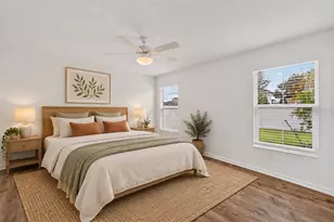 7262 Middleton Dr, Middleton, FL 34762 - Photo 24