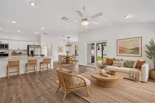 7262 Middleton Dr, Middleton, FL 34762 - Photo 12