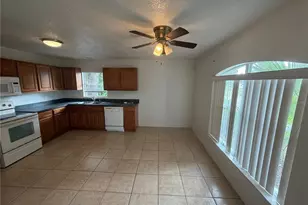 1050 6th St, Holly Hill, FL 32117 - Photo 6