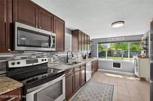 3048 Lorman Dr, Jacksonville, FL 32223 - Photo 24