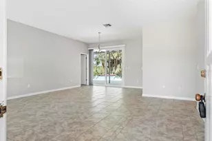 6 Center Pl, Palm Coast, FL 32137 - Photo 6