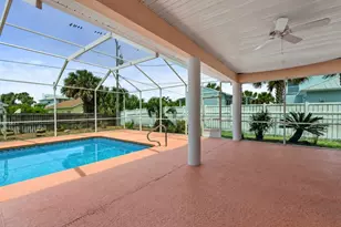 7 Beachside Dr, Palm Coast, FL 32137 - Photo 16