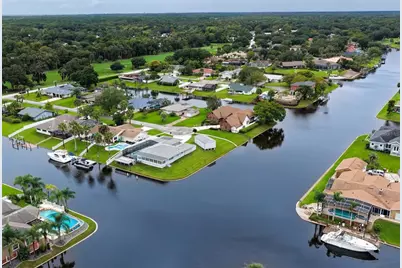 9 Castle Court, Palm Coast, FL 32137 - Photo 12