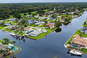 9 Castle Ct, Palm Coast, FL 32137 - Photo 12