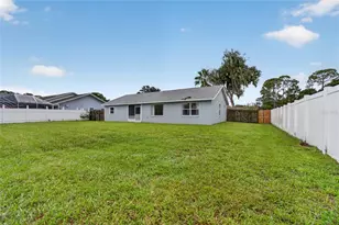 39 Fischer Ln, Palm Coast, FL 32137 - Photo 12