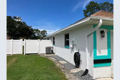 35 Pine Grove Drive, Palm Coast, FL 32164 - Photo 4