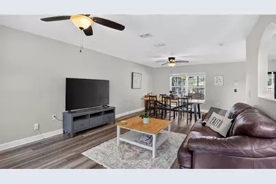 70 Barrington Drive, Palm Coast, FL 32137 - Photo 12