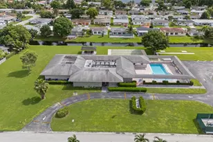 1045 NW 69th Ave, Margate, FL 33063 - Photo 32