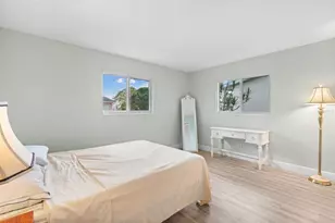 1045 NW 69th Ave, Margate, FL 33063 - Photo 14