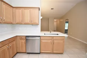 88 Plainview Dr, Palm Coast, FL 32164 - Photo 10