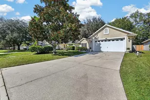 717 MacKenzie Cir, Saint Augustine, FL 32092 - Photo 4