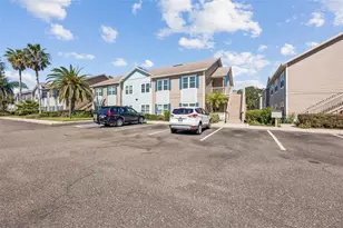 1601 Nectarine St, Fernandina Beach, FL 32034 - Photo 2