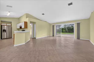 62 Kankakee Trail, Palm Coast, FL 32164 - Photo 2