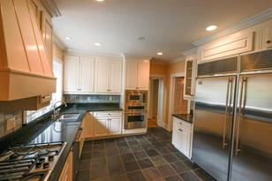 1362 Richmond Rd - Photo 6