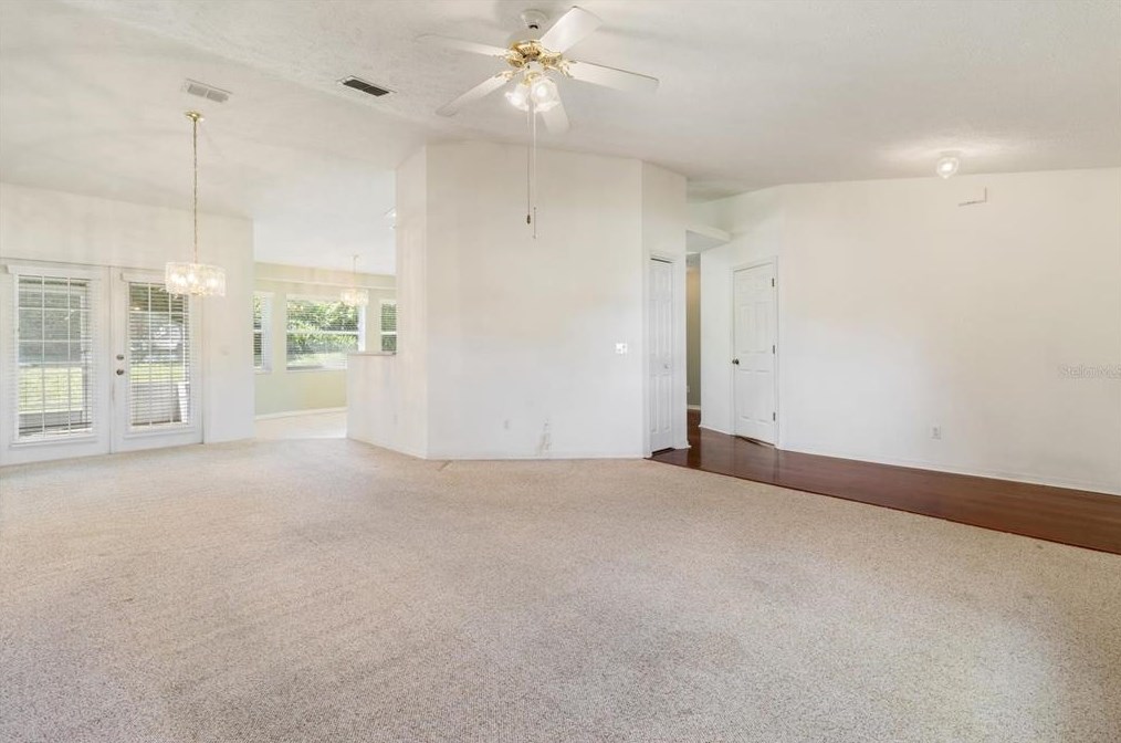 9070 E Coker Creek Ln, Inverness, FL 34450
