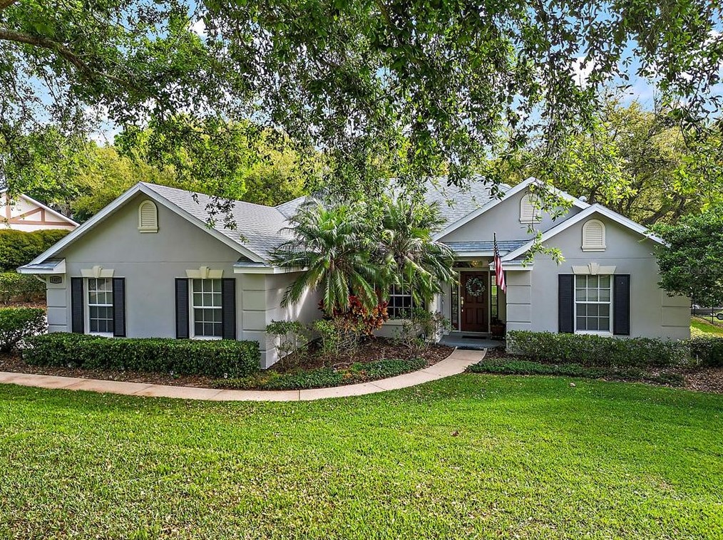 1407 Chesterfield Ct, Eustis, FL 32726