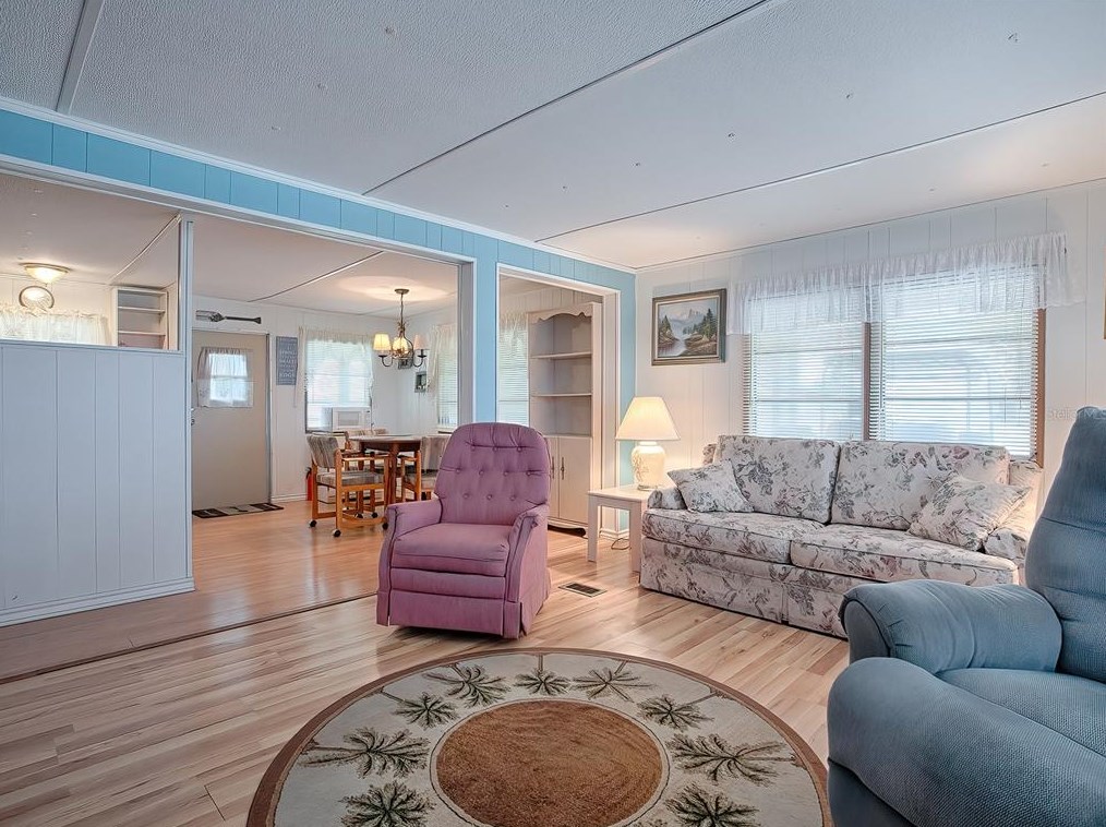 37821 Msn Hl Ave, Zephyrhills FL 33541-4331 exterior