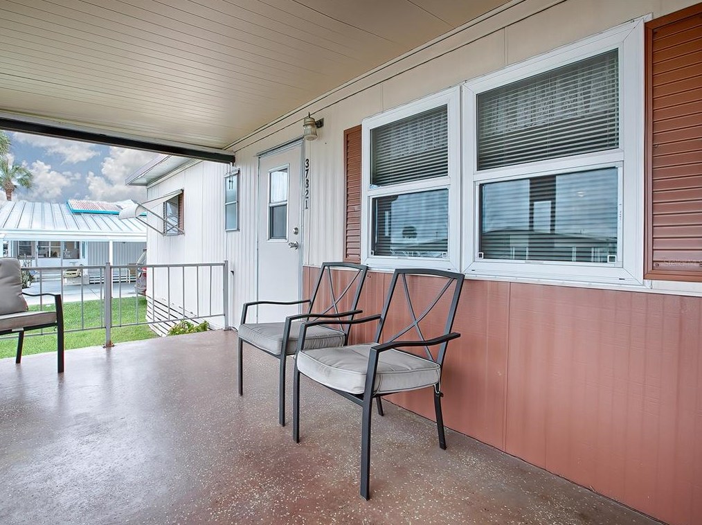 37821 Msn Hl Ave, Zephyrhills FL 33541-4331 exterior