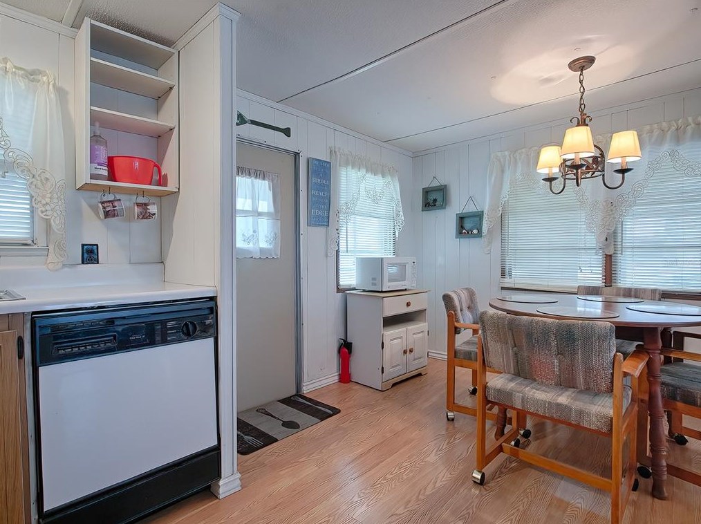 37821 Msn Hl Ave, Zephyrhills FL 33541-4331 exterior