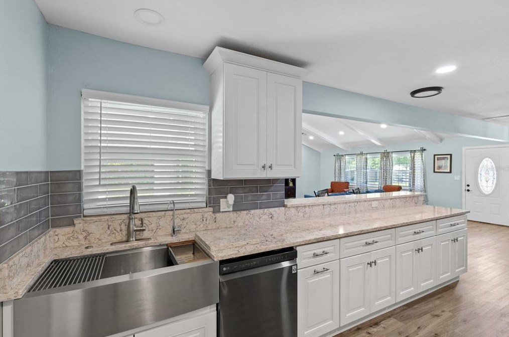 34904 William Ln, Eustis FL  32736-8912 exterior