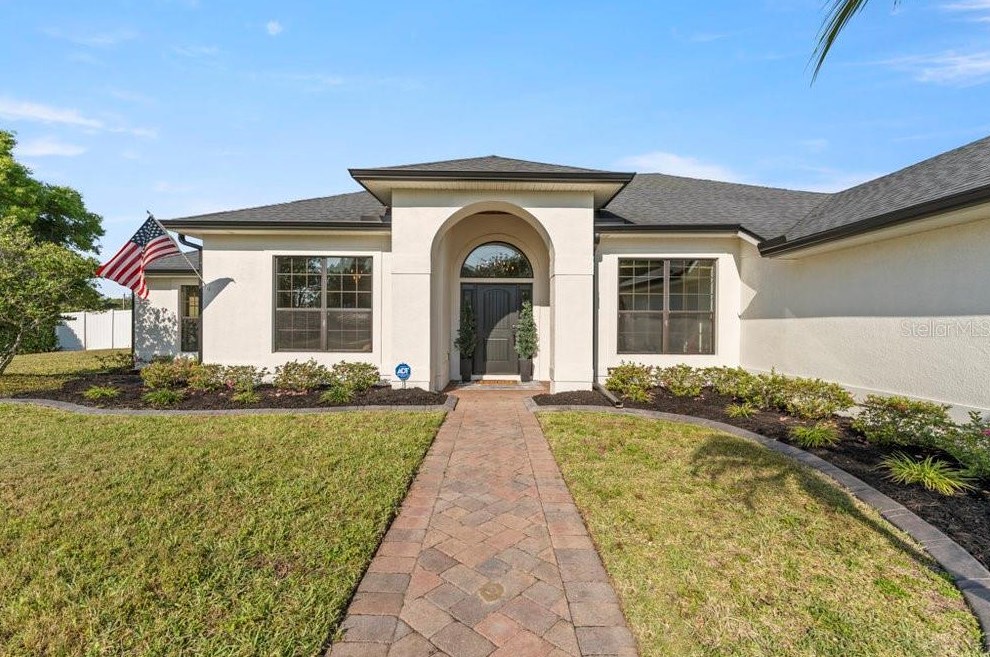 5728 Lake St, Mount Dora, FL
