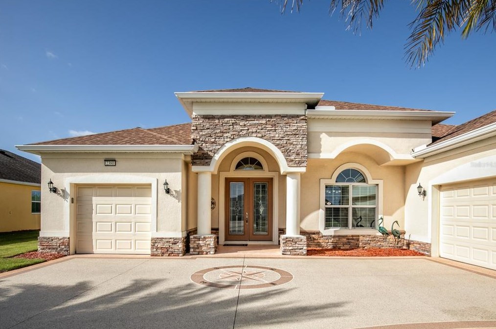 2380 Pawtucket Pass, Mount Dora, FL 32757